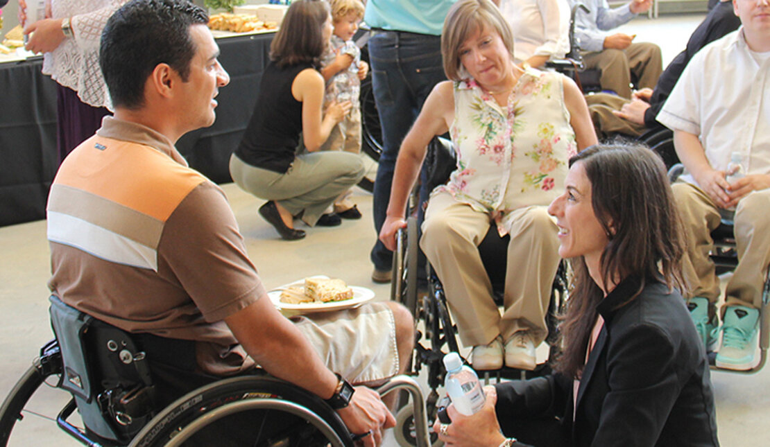 Kyle Gleni, Marika van Dommelen and Connie Savage chatting