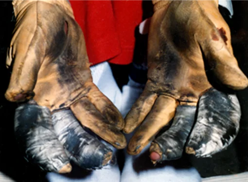 Ricks Lowry's Deerskin Gloves that he used for wheeling.