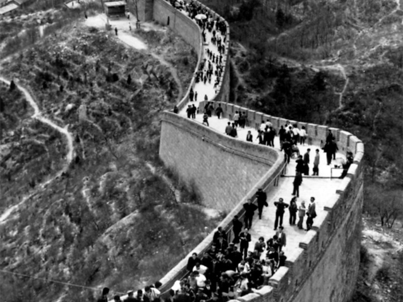 En 1986, Rick Hansen gravit la Grande Muraille de Chine.