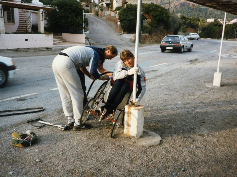 La caravane de Rick Hansen pendant la Tournée mondiale Rick Hansen.